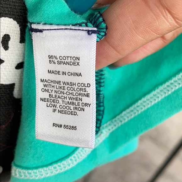 🎀 Express Color Block top 🎀 - Picture 6 of 8